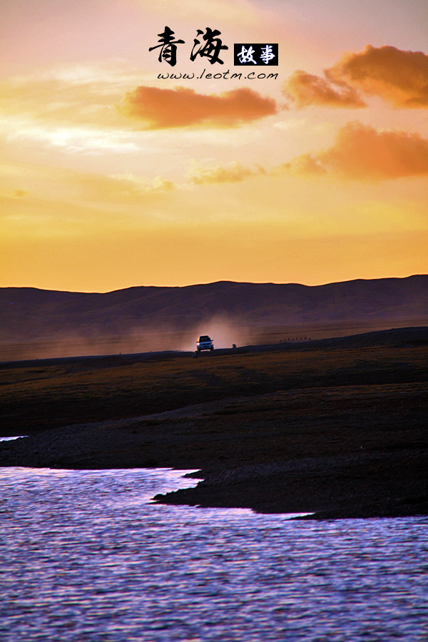 这两张依旧是鄂陵湖的夕阳美景